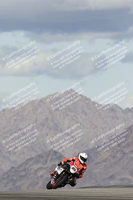 media/Nov-16-2025-Race Pace (Sun) [[8c5fa54630]]/Verified Riders/5-Turn 9 (1135am)/